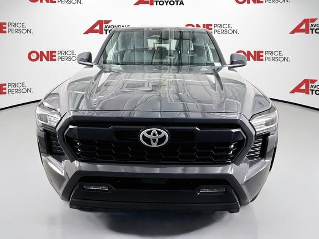 Certified 2024 Toyota Tacoma TRD Off-Road w/ TRD Off Road Upgrade Package AWD/4WD video 3
