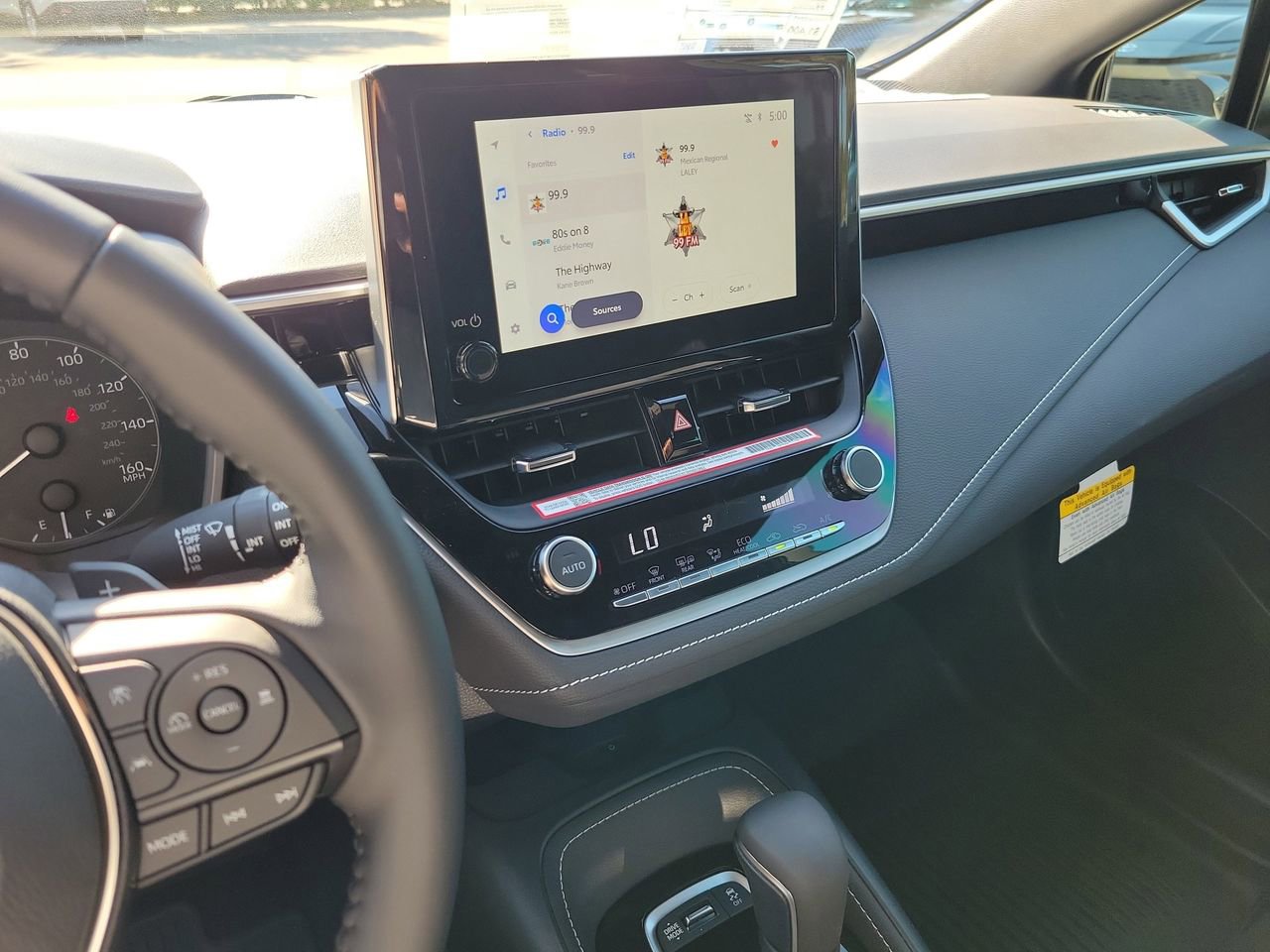 New 2026 Toyota Corolla SE FWD image 22