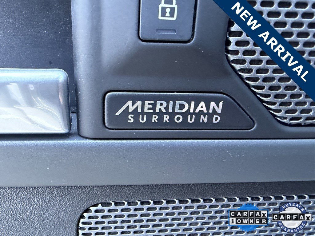 Used 2024 Land Rover Defender 110 X-Dynamic SE image 7