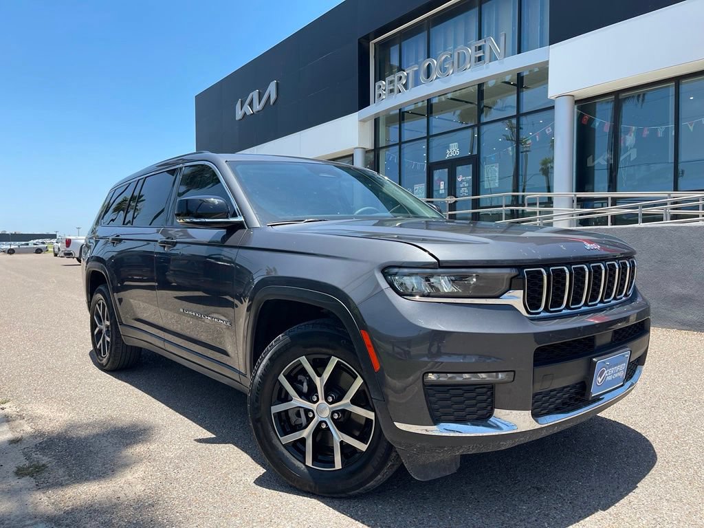Used 2023 Jeep Grand Cherokee L Limited AWD/4WD image 1