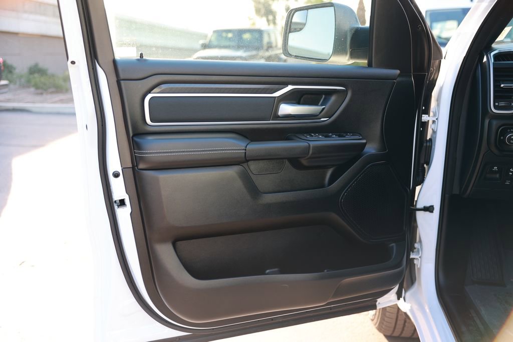 New 2026 RAM 1500 4x4 Crew Cab image 14