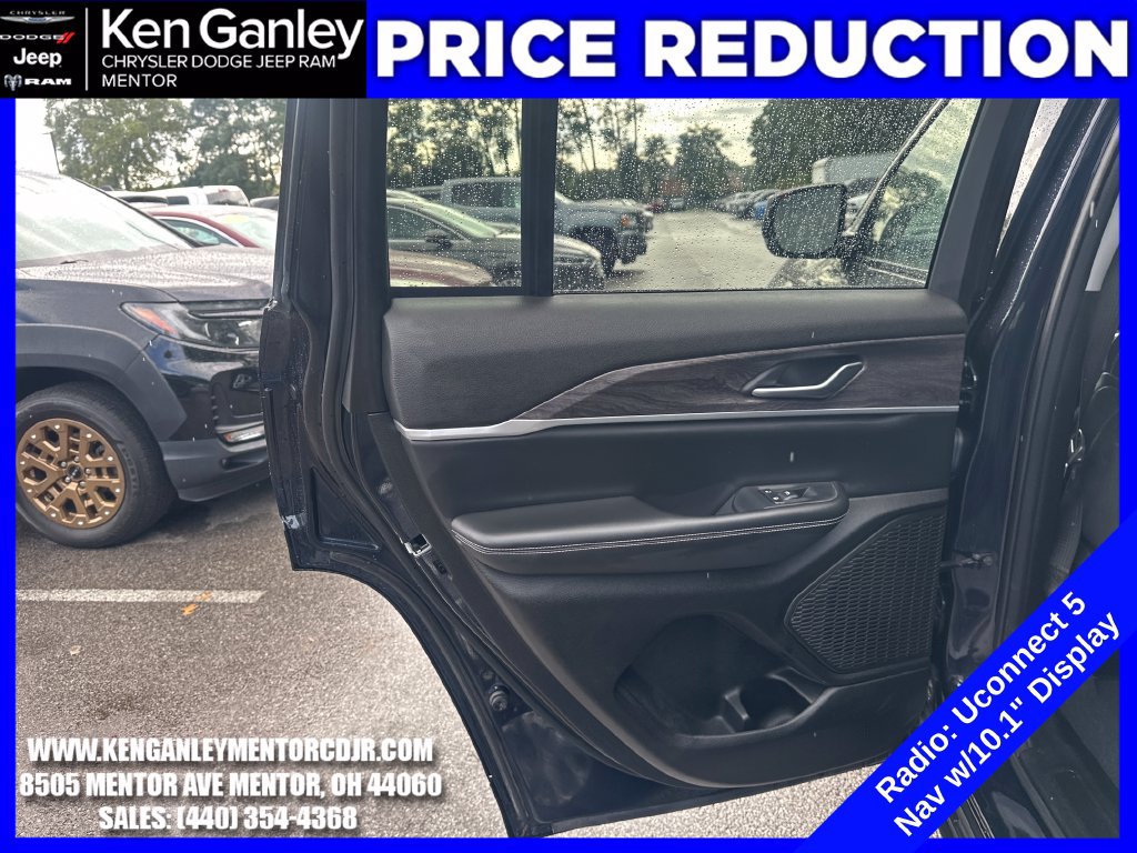 Certified 2023 Jeep Grand Cherokee Limited AWD/4WD image 25