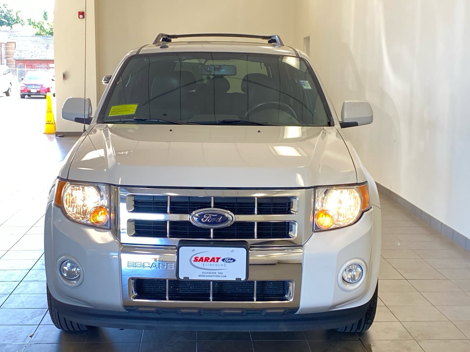Used 2009 Ford Escape Limited FWD image 3