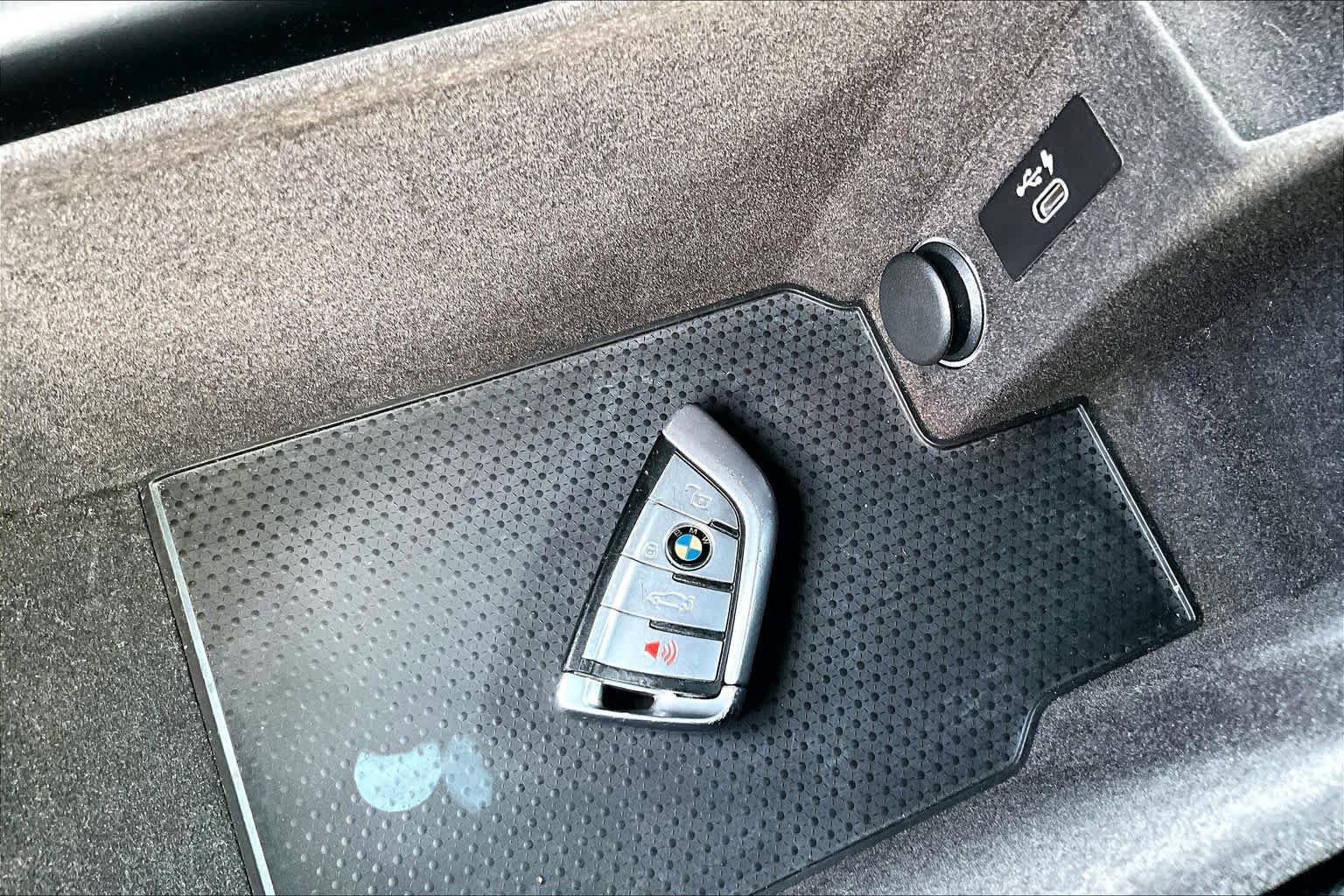 Used 2020 BMW M850i xDrive Coupe AWD/4WD image 15