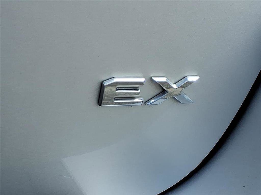 Used 2021 Kia Sedona EX image 11