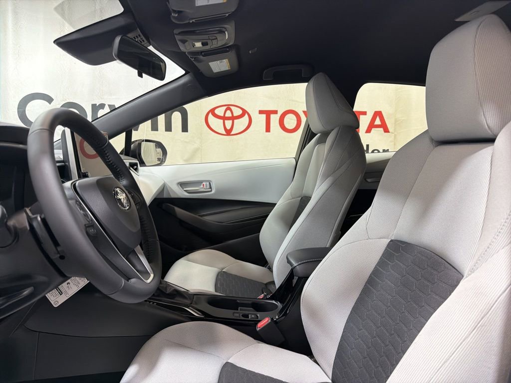 Used 2026 Toyota Corolla SE image 23