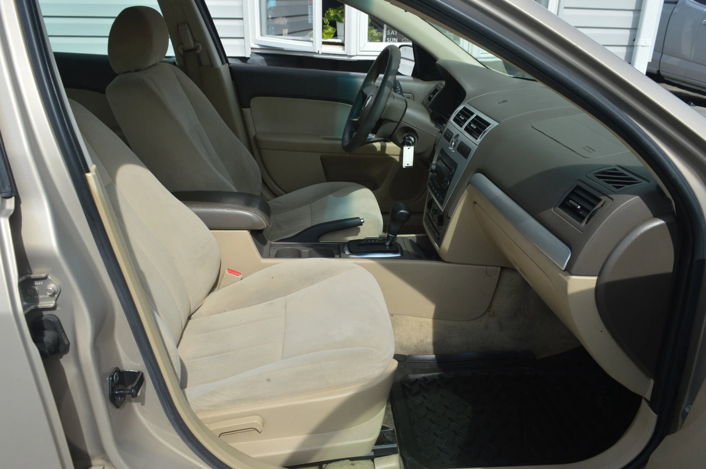 Used 2006 Mercury Milan image 16