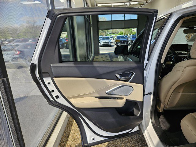 Used 2023 Acura RDX AWD w/ Technology Package image 16