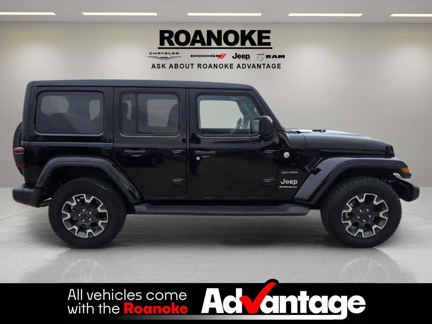Used 2024 Jeep Wrangler Sahara w/ Safety Group image 11