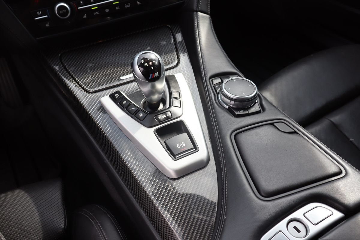 Used 2016 BMW M6 Gran Coupe RWD image 19