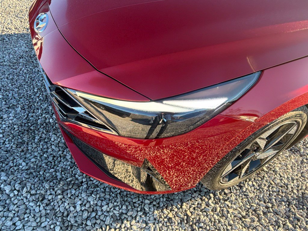 Used 2023 Hyundai Elantra Limited FWD image 17