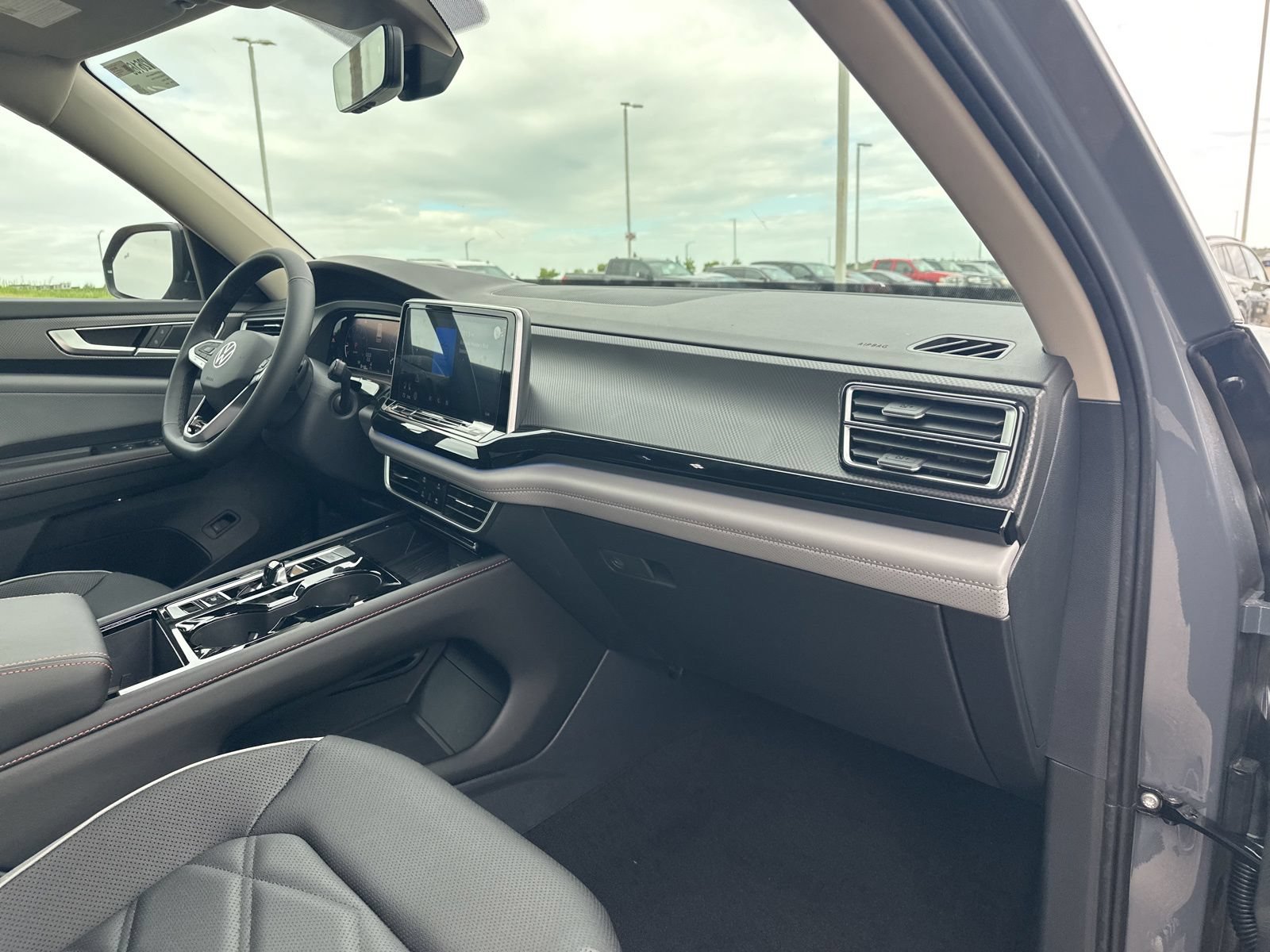 New 2026 Volkswagen Atlas Peak Edition AWD/4WD image 42