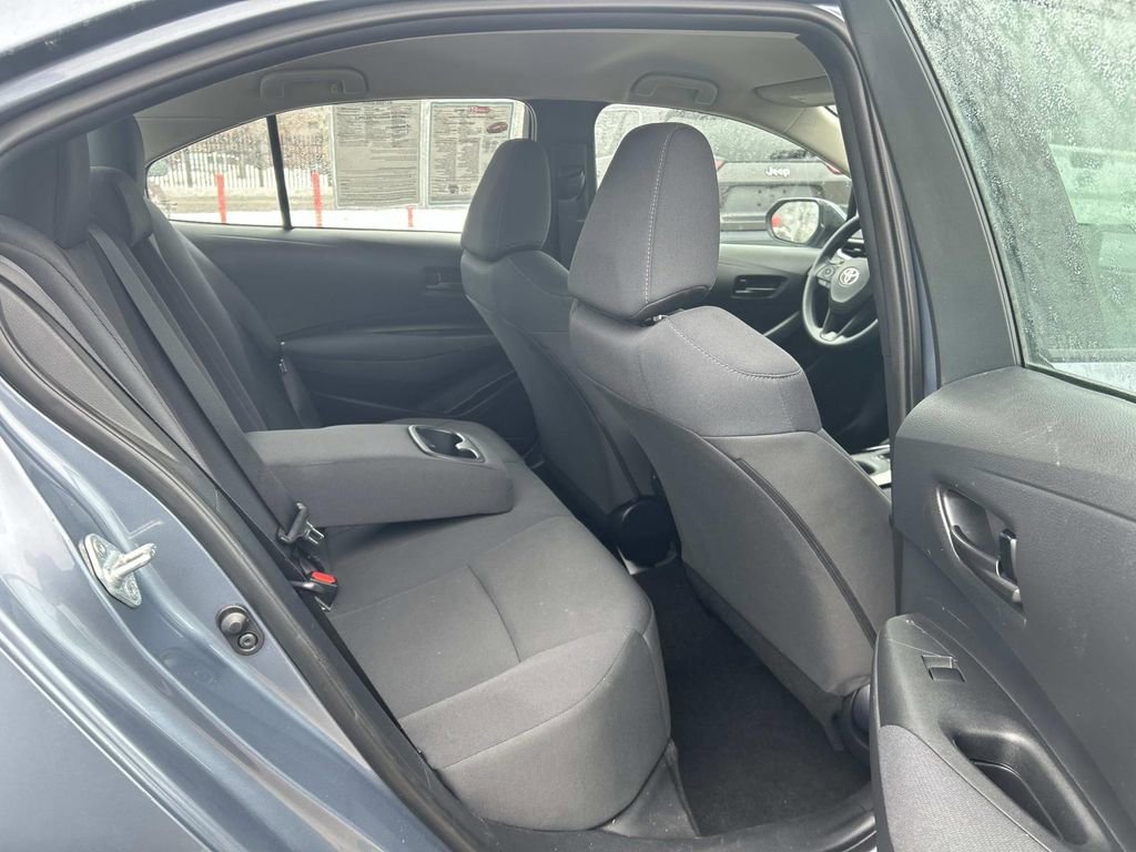 Used 2022 Toyota Corolla LE image 13