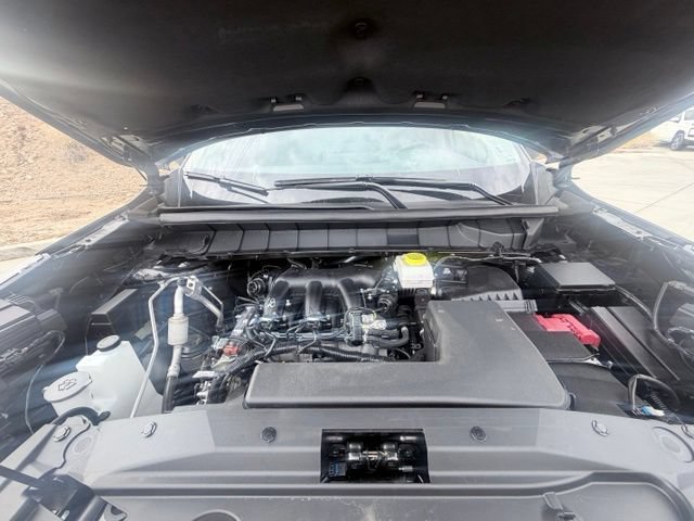 Certified 2026 Nissan Pathfinder SV FWD image 41