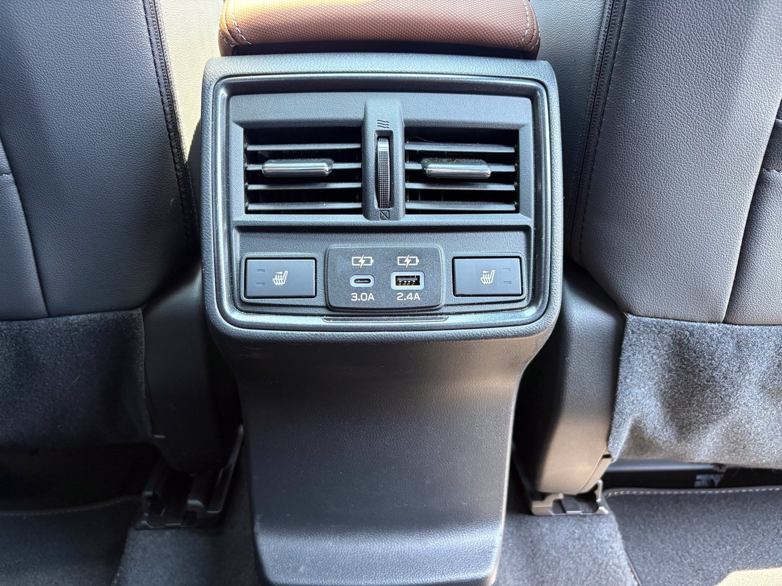 Certified 2025 Subaru Forester Touring w/ Popular Package - Touring AWD/4WD image 32