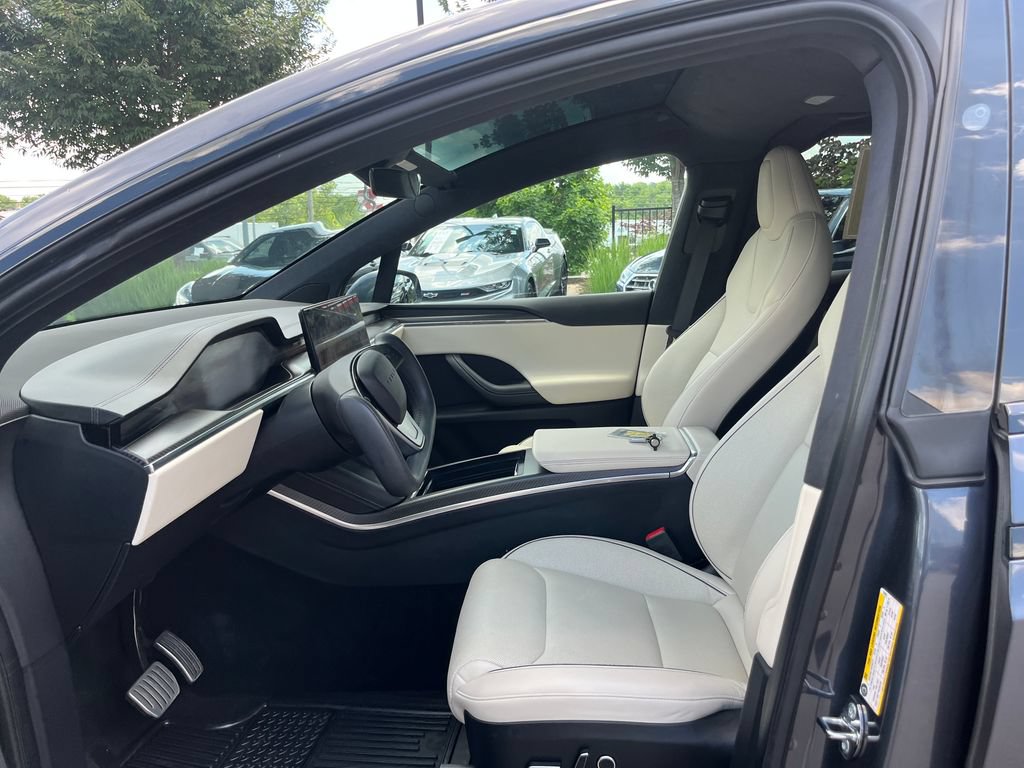 Used 2022 Tesla Model X Plaid AWD/4WD image 9