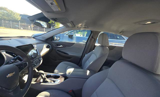 Used 2023 Chevrolet Malibu LT image 12