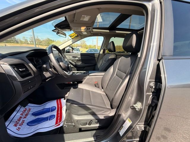 Certified 2024 Nissan Rogue SV w/ SV Premium Package image 14