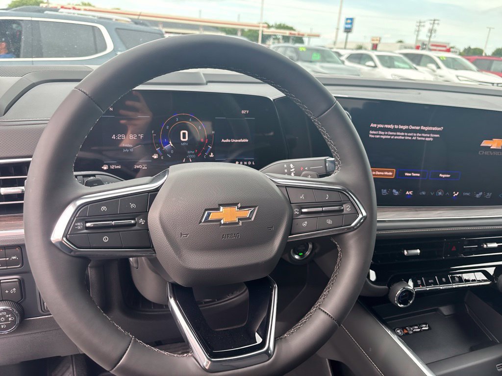 New 2026 Chevrolet Tahoe Premier w/ Sun And Tow Package AWD/4WD image 14