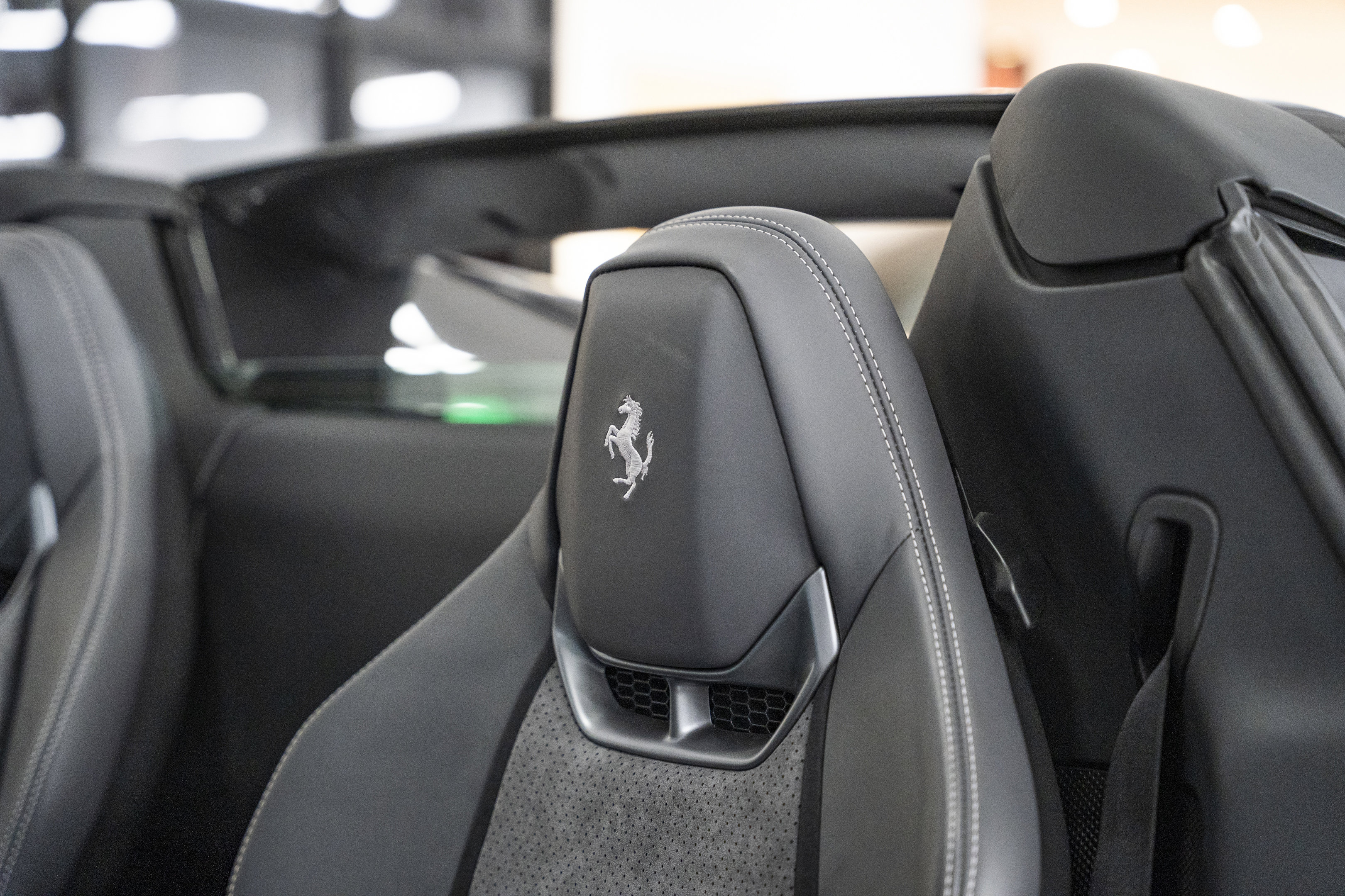 Certified 2025 Ferrari 296 GTS image 30