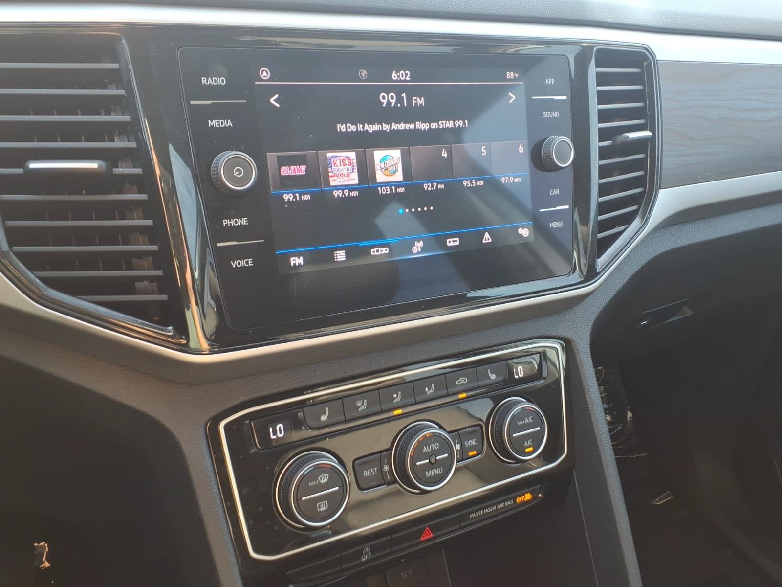 Used 2023 Volkswagen Atlas SE FWD image 17