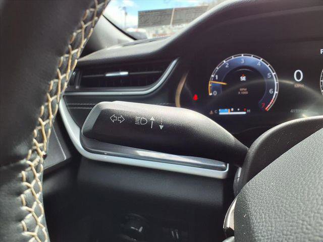 Certified 2022 Jeep Grand Cherokee L Laredo image 24