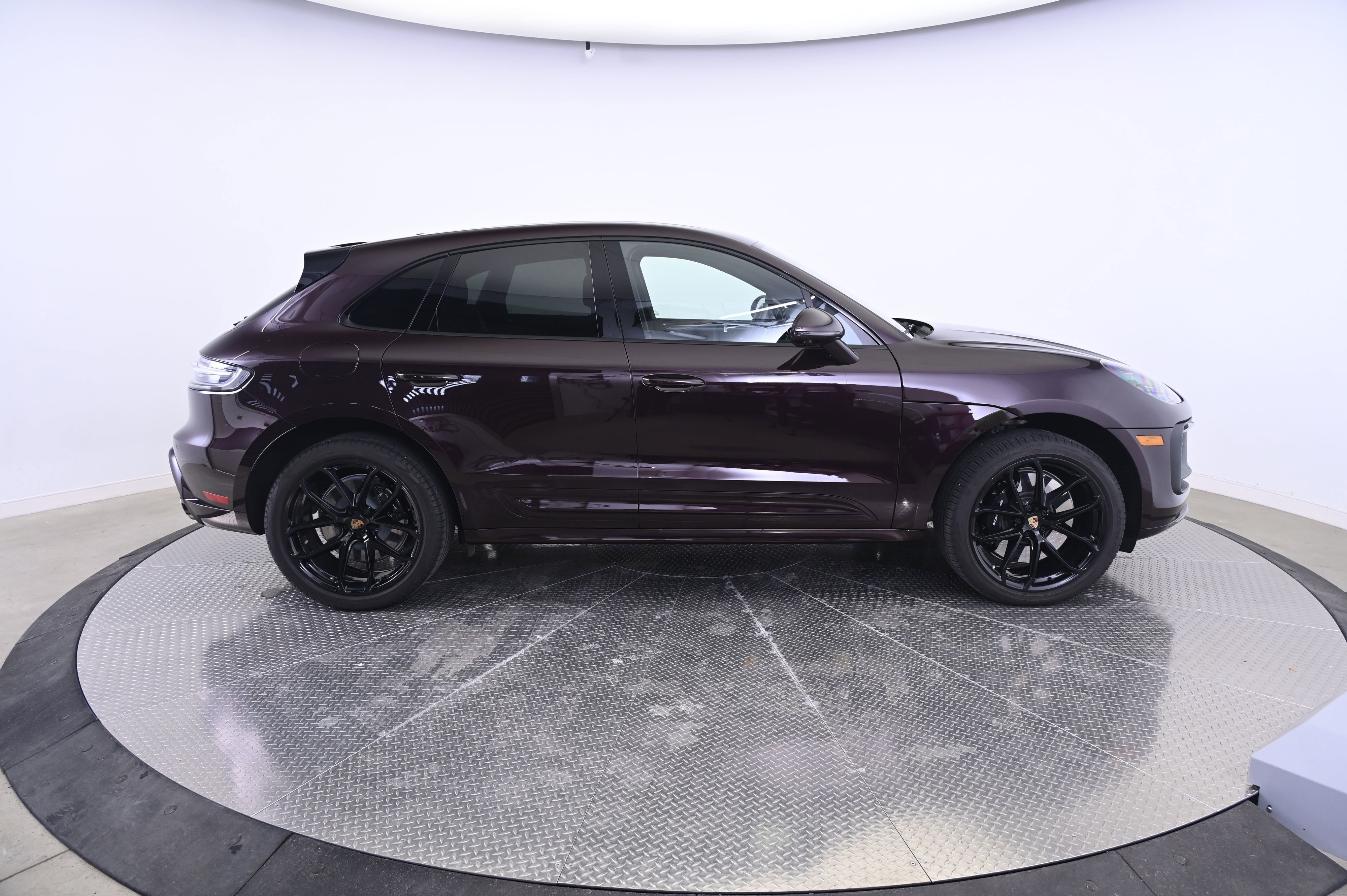 Used 2024 Porsche Macan GTS image 8