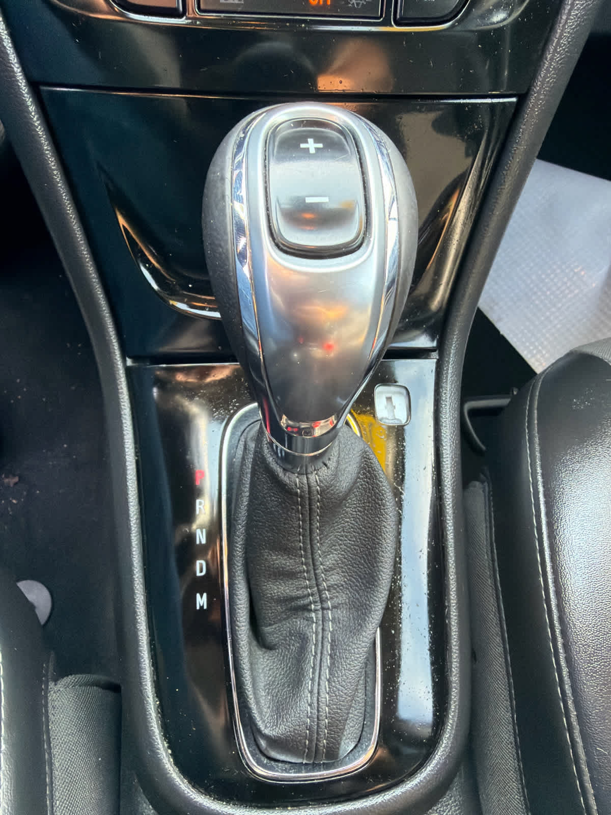 Used 2021 Buick Encore Preferred AWD/4WD image 15