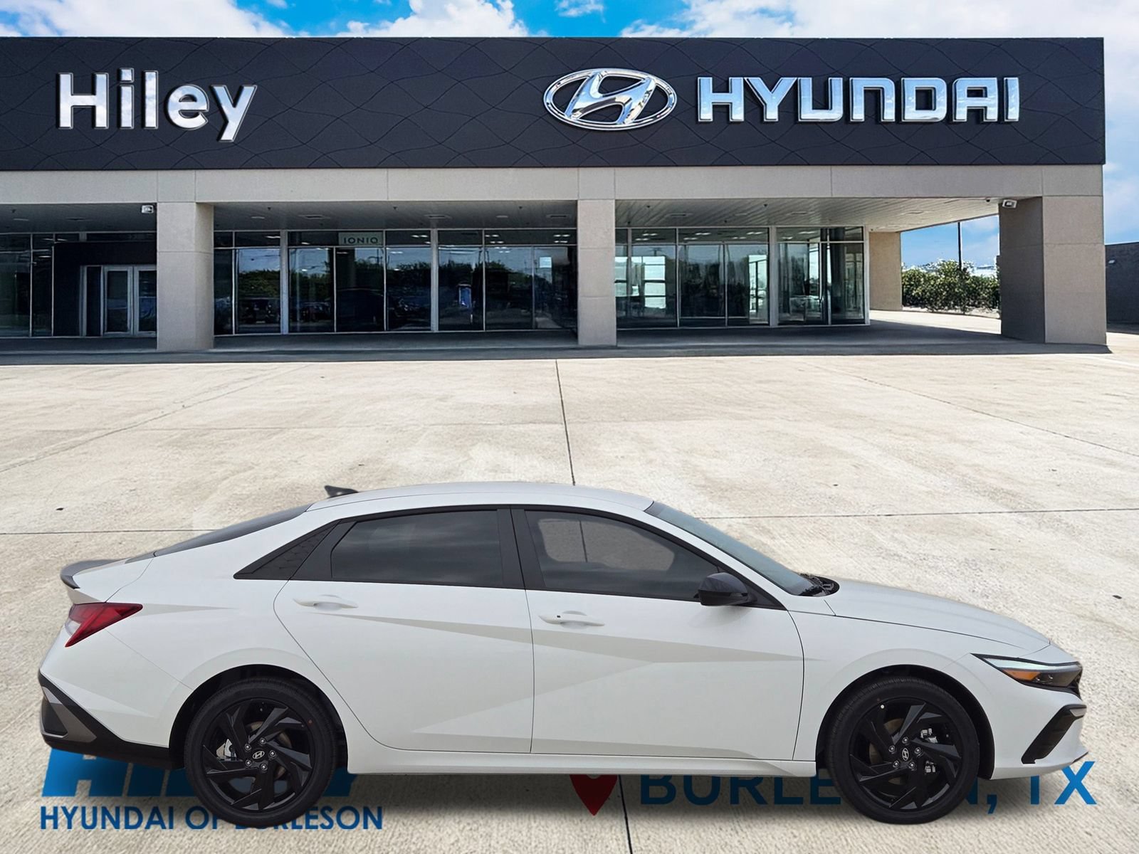 New 2026 Hyundai Elantra SEL FWD image 3