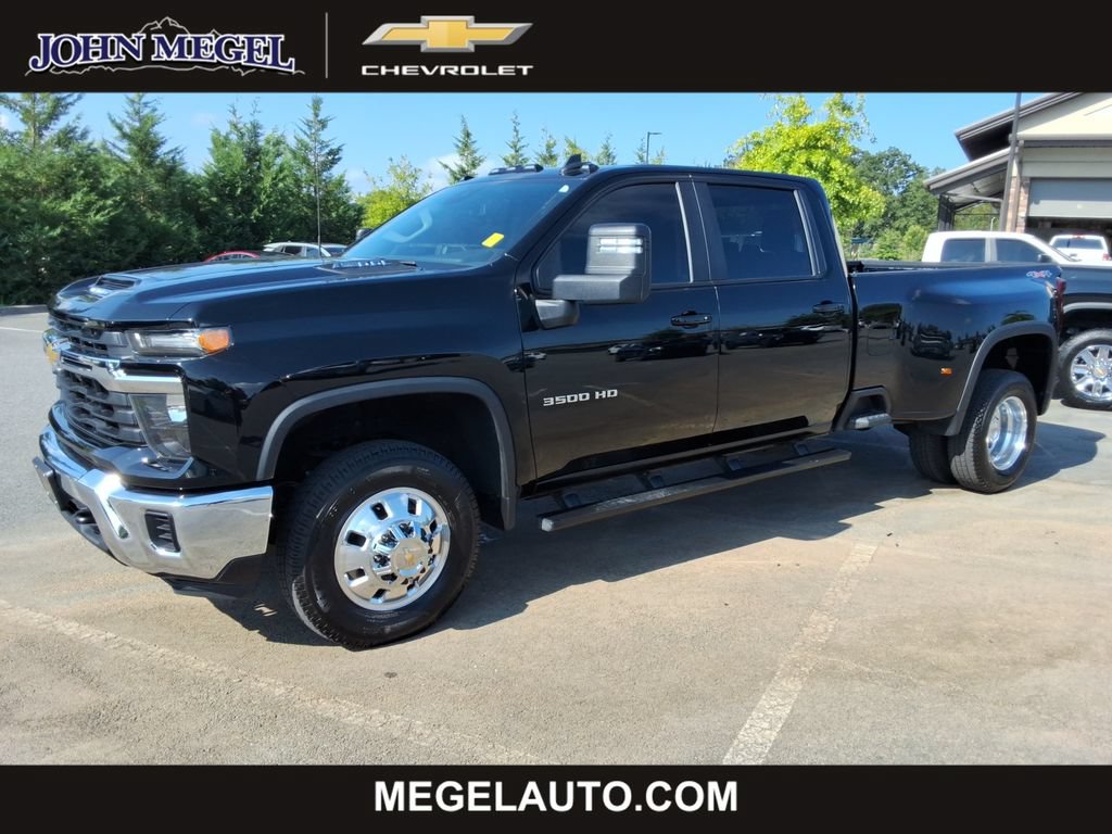 Certified 2025 Chevrolet Silverado 3500 LT AWD/4WD image 1