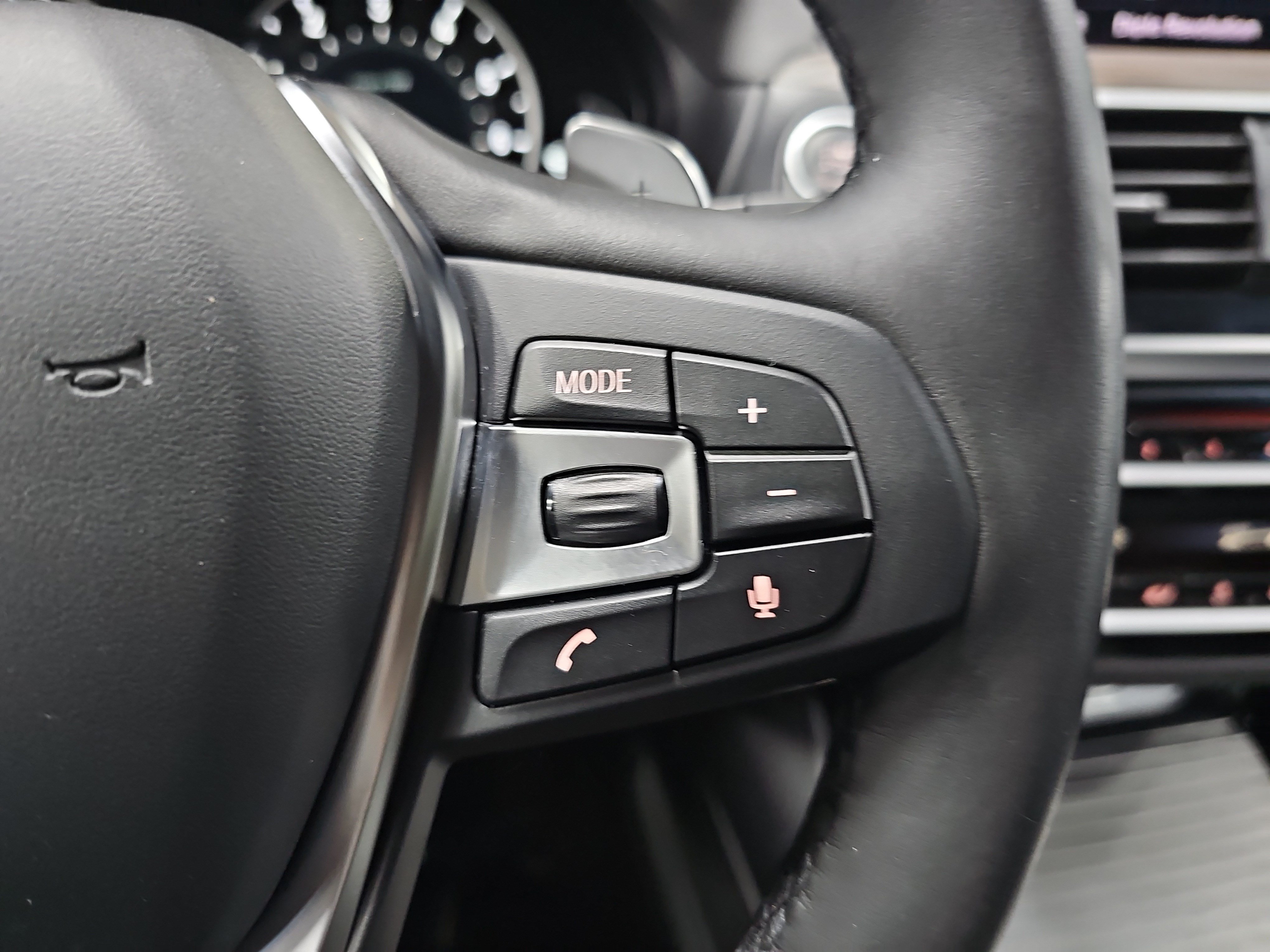 Used 2019 BMW X3 xDrive30i w/ Premium Package AWD/4WD image 18