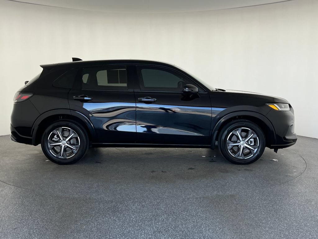Used 2024 Honda HR-V EX-L image 2