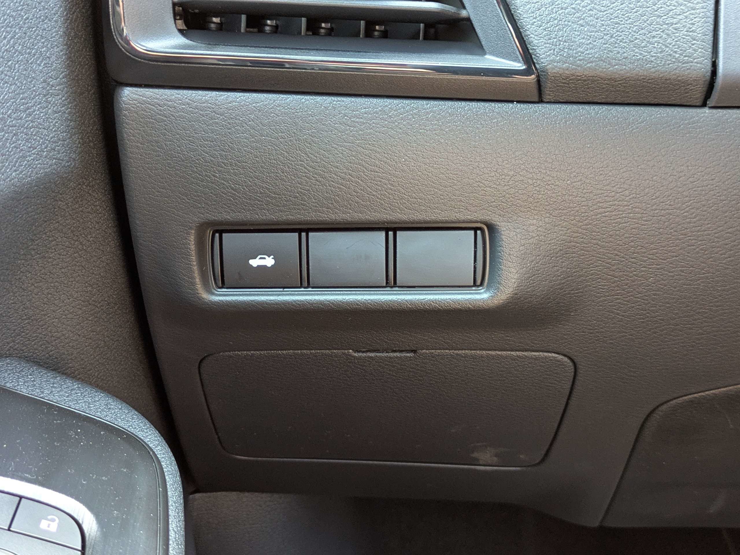 New 2027 Nissan Sentra SR FWD image 24
