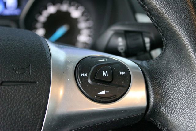 Used 2013 Ford Focus SE FWD image 18