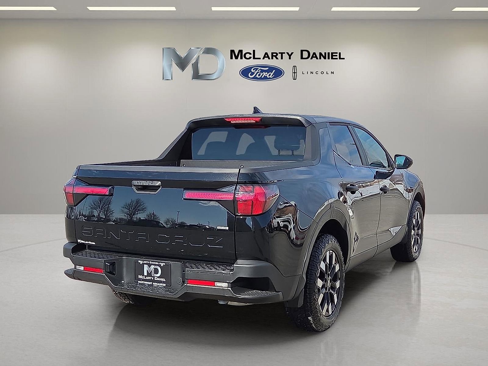 Used 2025 Hyundai Santa Cruz SE image 5