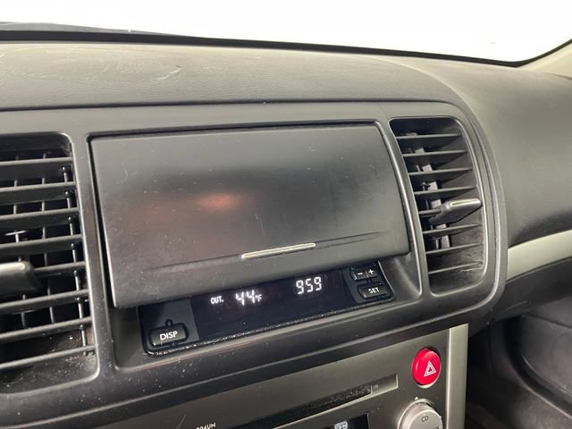 Used 2008 Subaru Outback 2.5i image 7