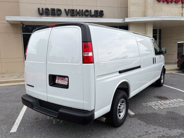 Used 2025 Chevrolet Express 2500 Extended w/ Driver Convenience Package RWD image 8