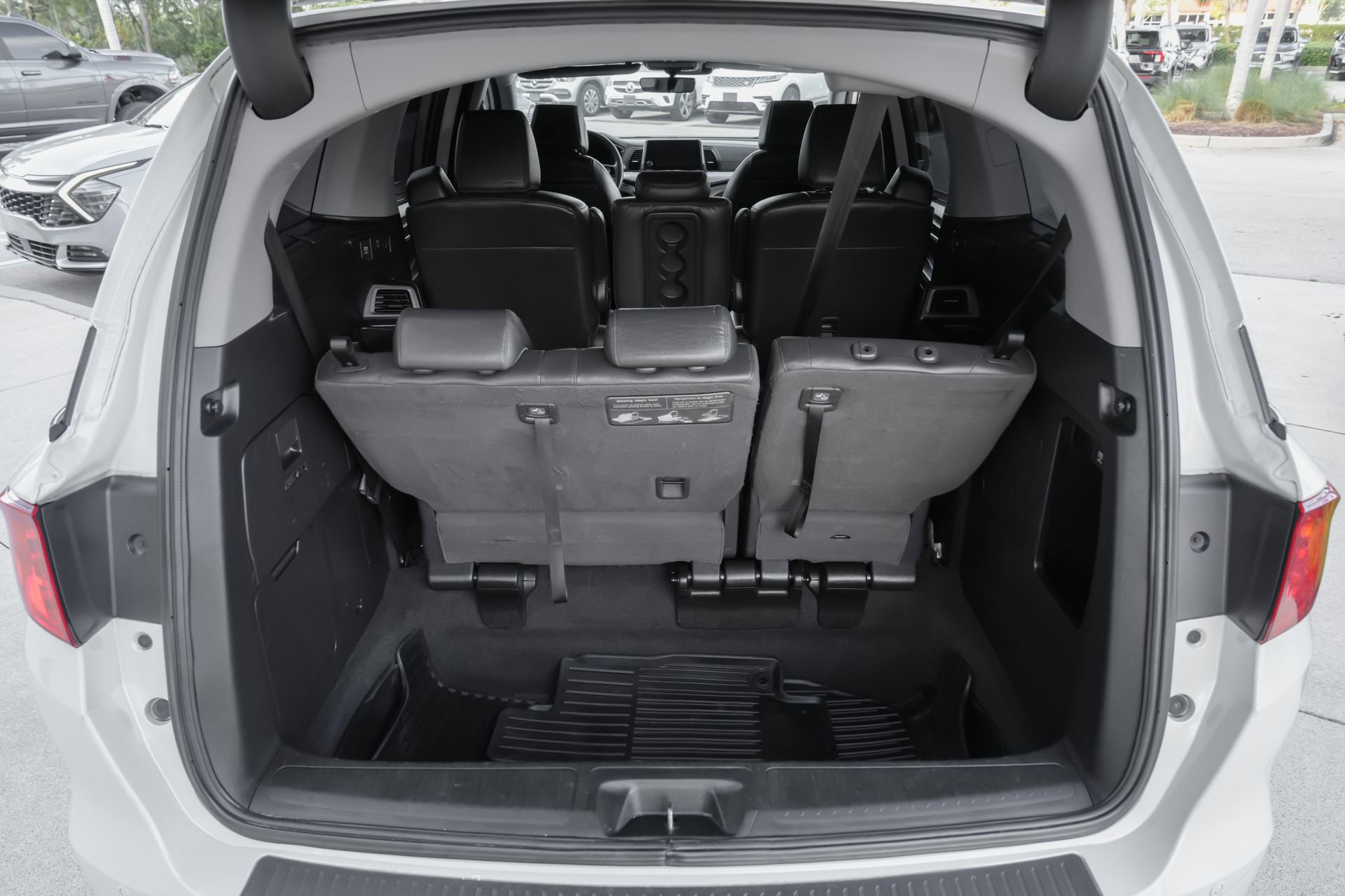 Used 2019 Honda Odyssey Elite image 42