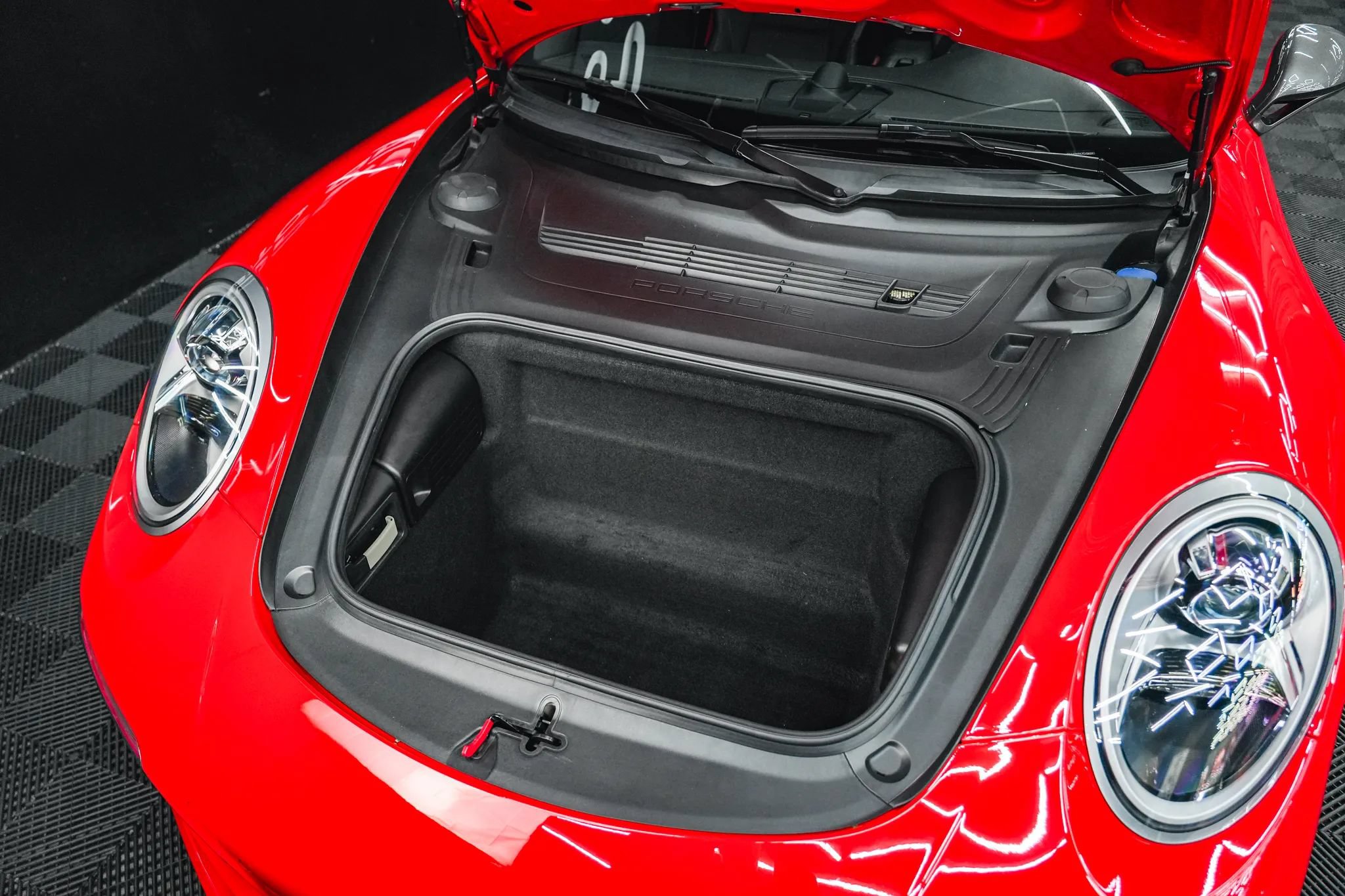 Used 2018 Porsche 911 Carrera T RWD image 60
