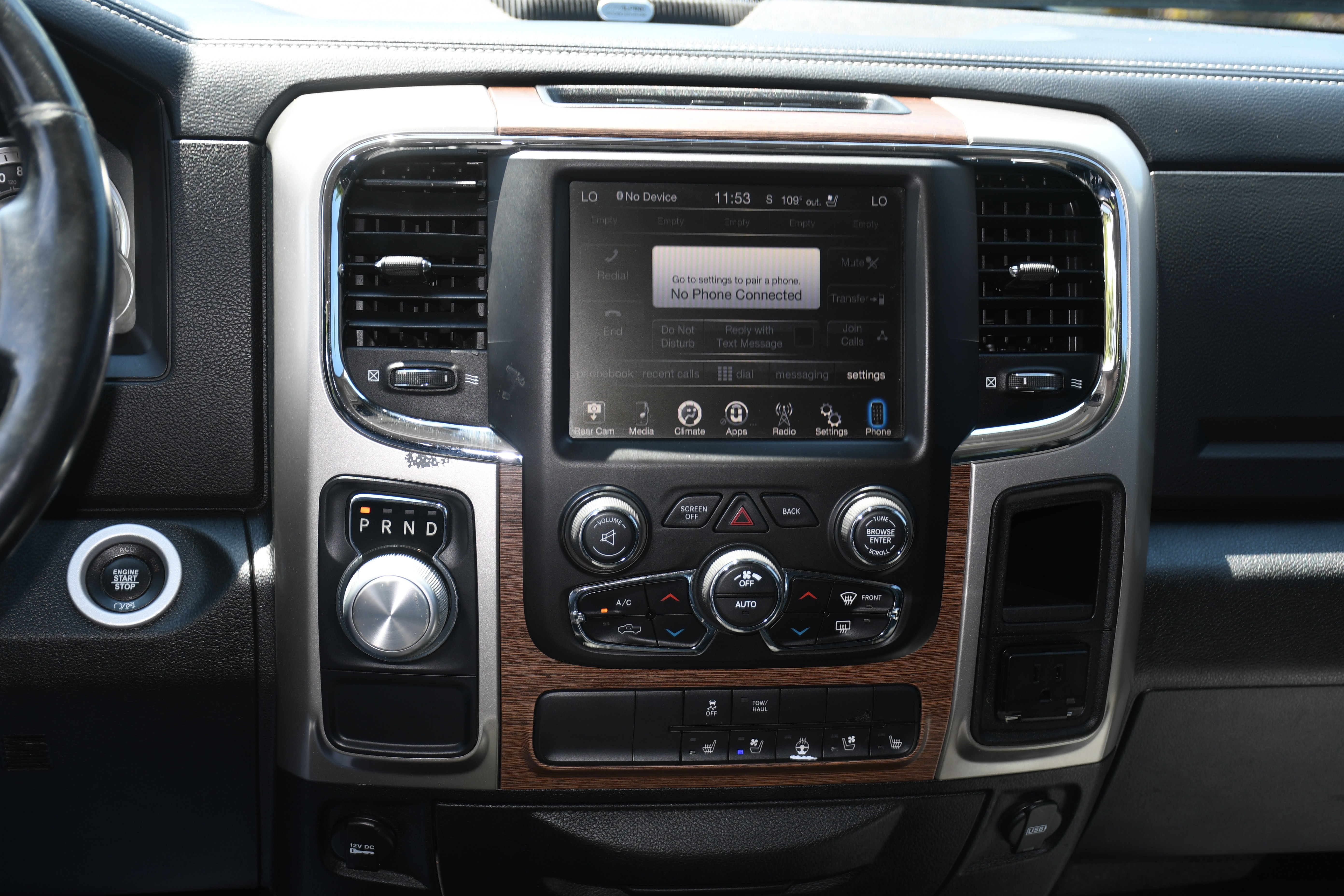 Used 2016 RAM 1500 Laramie w/ Convenience Group RWD image 14