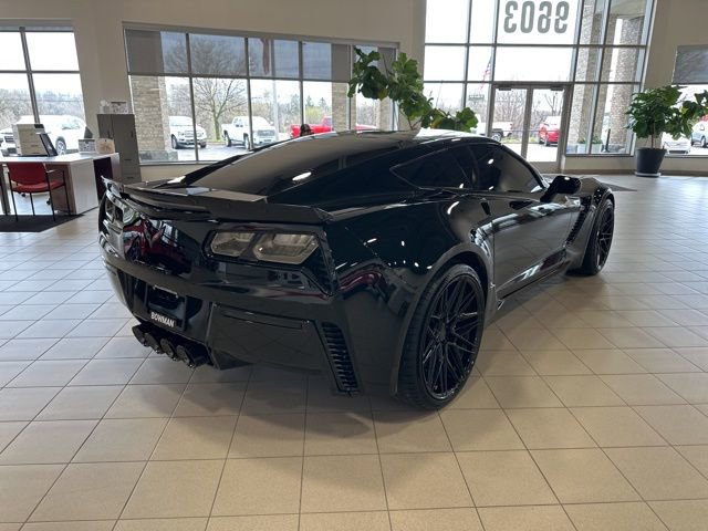 Used 2016 Chevrolet Corvette Z06 w/ 2LZ Preferred Equipment Group RWD image 5