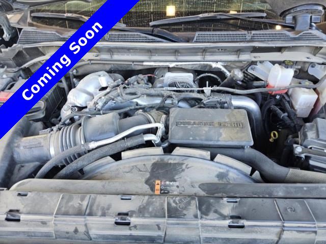 Used 2024 GMC Sierra 3500 SLT w/ SLT Premium Package image 9