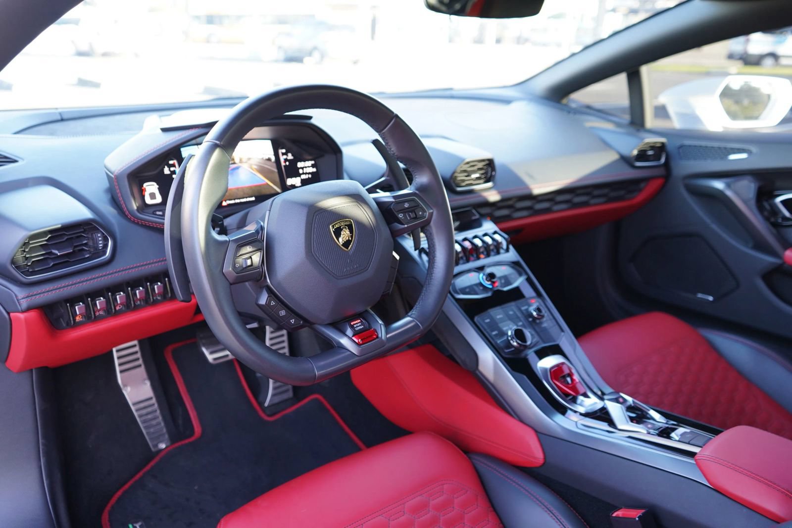 Used 2019 Lamborghini Huracan LP 580-2 RWD image 9