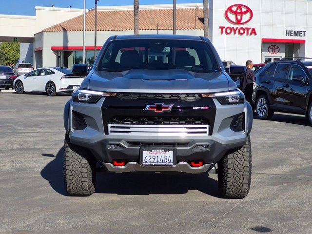 Used 2024 Chevrolet Colorado ZR2 w/ ZR2 Convenience Package III image 2