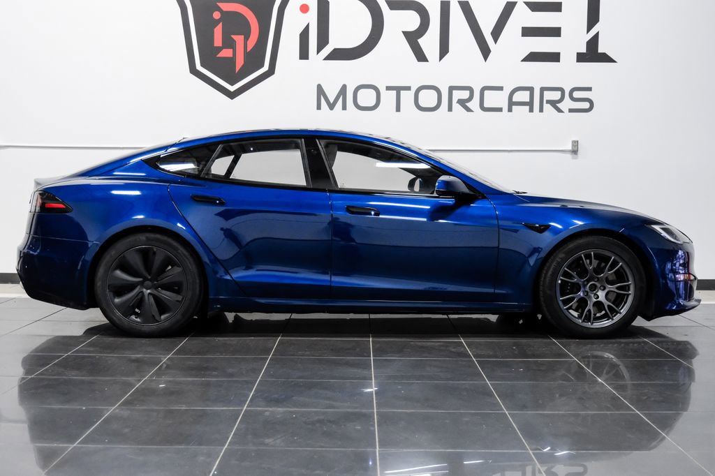 Used 2023 Tesla Model S Standard Range image 8