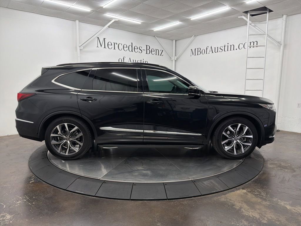 Used 2022 Acura MDX SH-AWD w/ Technology Package image 8