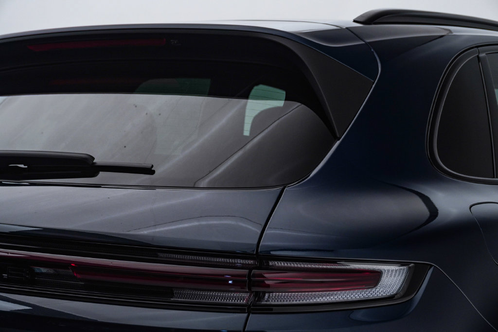 New 2026 Porsche Cayenne S AWD/4WD image 12