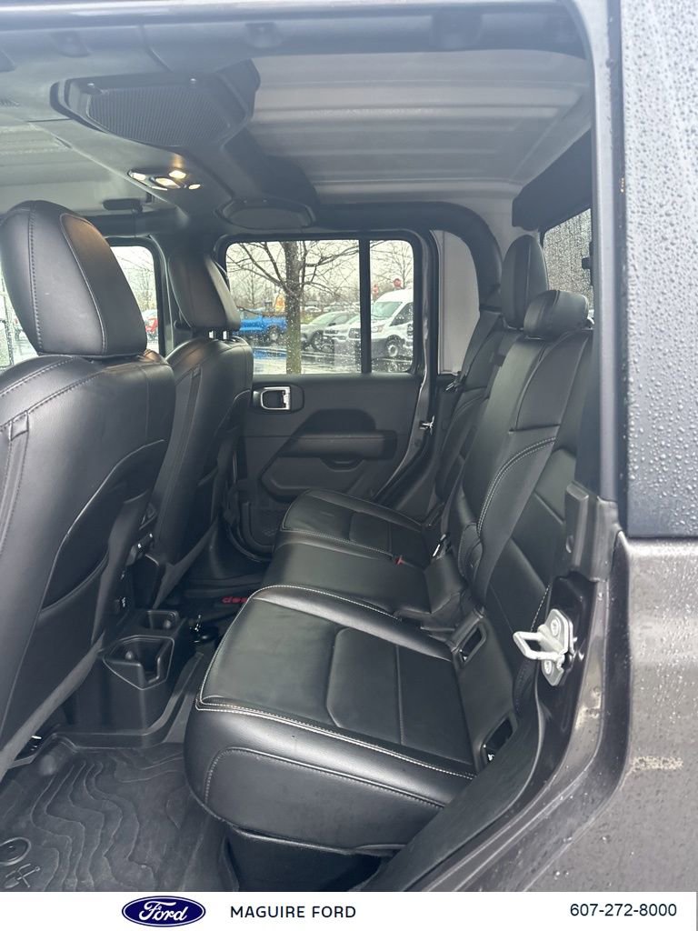 Used 2021 Jeep Gladiator Overland w/ Popular Equipment Package image 11