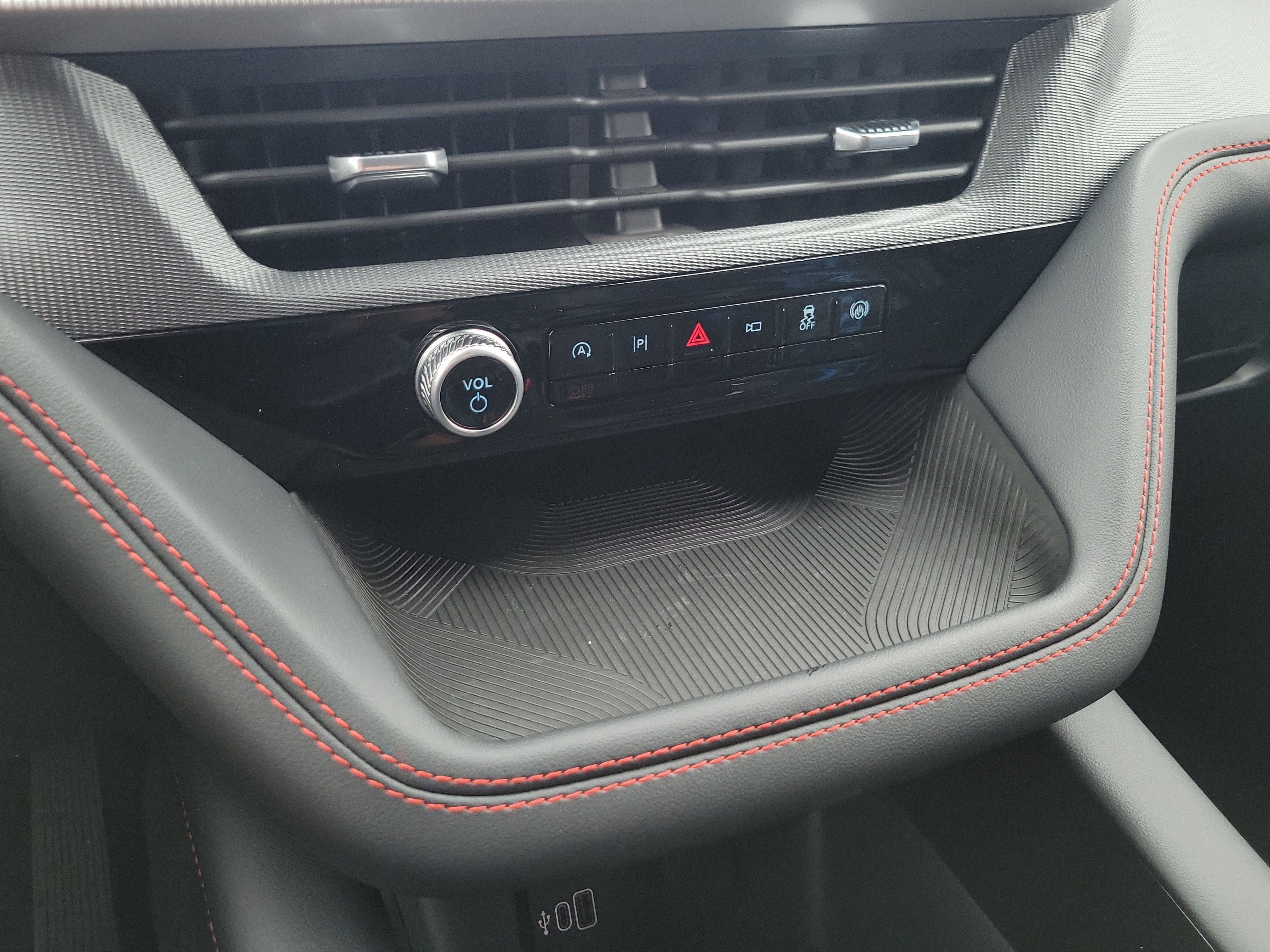 New 2027 Ford Explorer ST-Line w/ Premium Package RWD image 15