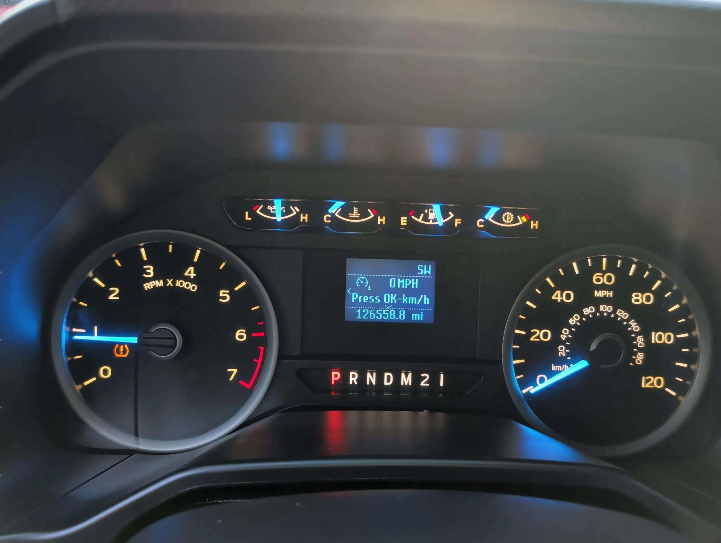 Used 2015 Ford F150 XLT AWD/4WD image 16
